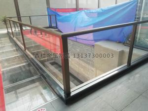 鄭州龍子湖優(yōu)秀樓盤項目護(hù)欄